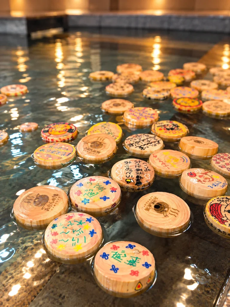 蒲郡市のみかんの湯 蒲郡で9月19日から開催される「100のありがとう風呂」のイメージ