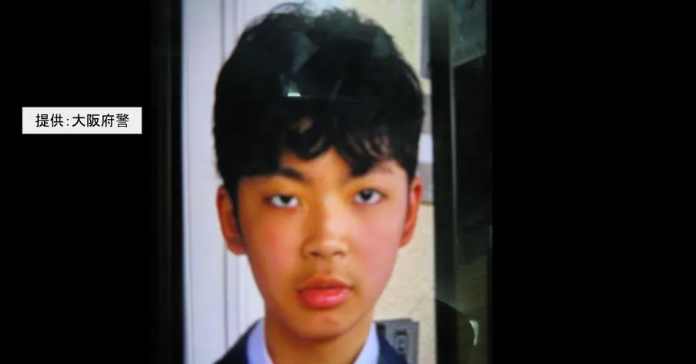 大阪市生野区で行方不明となっている中学2年の小泉漣さん（14）・大阪府警提供